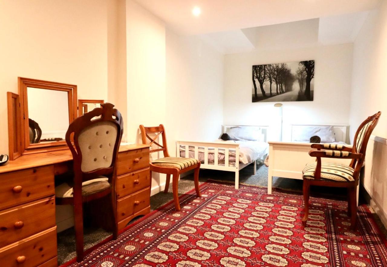 Twin Room Earls Court Central London - Shared Accommodation エクステリア 写真